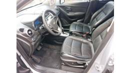 CHEVROLET - TRACKER - 2014/2015 - Prata - R$ 72.000,00