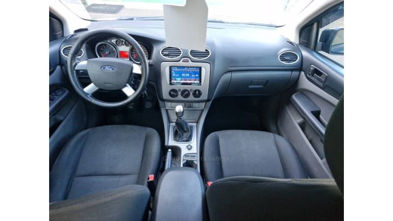 FORD - FOCUS - 2013/2013 - Preta - R$ 47.300,00