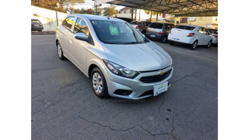 CHEVROLET - ONIX - 2016/2017 - Prata - R$ 55.000,00