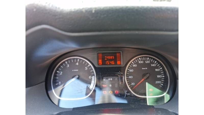 RENAULT - DUSTER - 2013/2014 - Verde - R$ 61.000,00