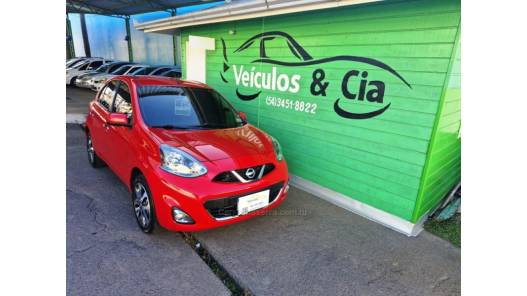 NISSAN - MARCH - 2014/2015 - Vermelha - R$ 43.800,00