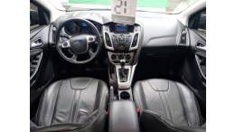 FORD - FOCUS - 2014/2015 - Cinza - R$ 59.800,00