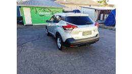 NISSAN - KICKS - 2019/2019 - Prata - R$ 83.000,00