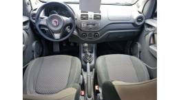 FIAT - GRAND SIENA - 2014/2015 - Prata - R$ 45.300,00
