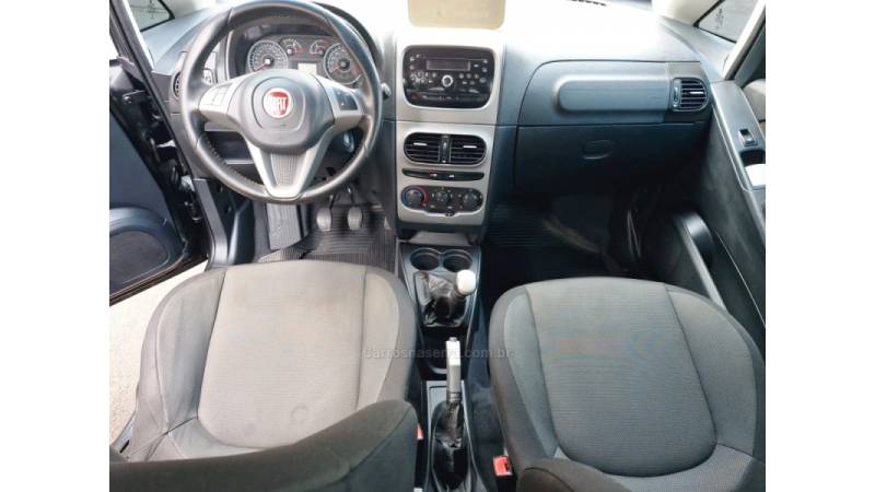 FIAT - IDEA - 2013/2014 - Preta - R$ 40.000,00