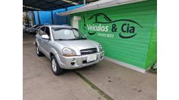 HYUNDAI - TUCSON - 2009/2010 - Prata - R$ 45.000,00