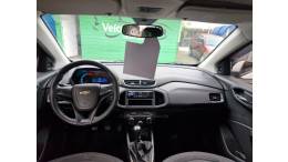 CHEVROLET - ONIX - 2012/2013 - Branca - R$ 45.800,00