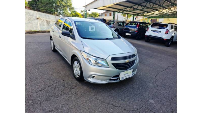 CHEVROLET - ONIX - 2017/2018 - Prata - R$ 50.000,00