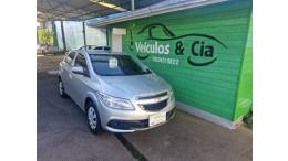 CHEVROLET - ONIX - 2013/2014 - Prata - R$ 44.500,00