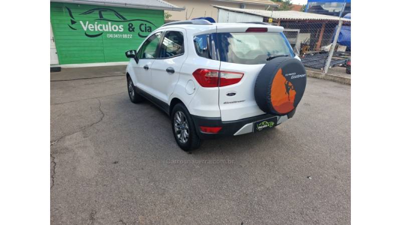 FORD - ECOSPORT - 2014/2015 - Branca - R$ 58.500,00
