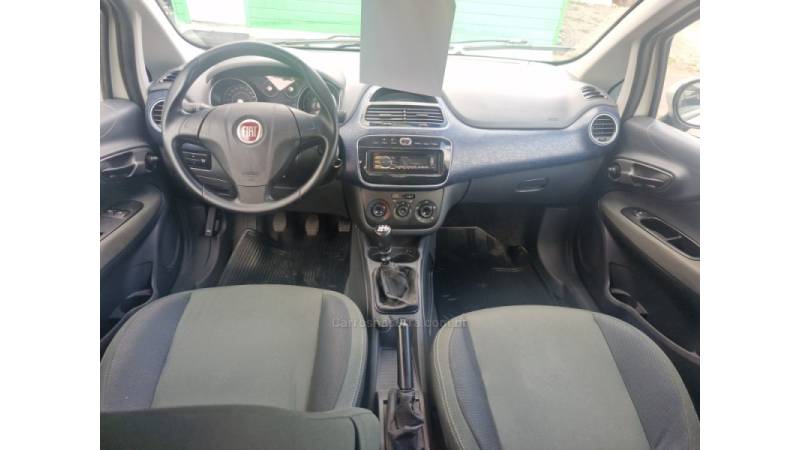 FIAT - PUNTO - 2014/2015 - Branca - R$ 45.500,00