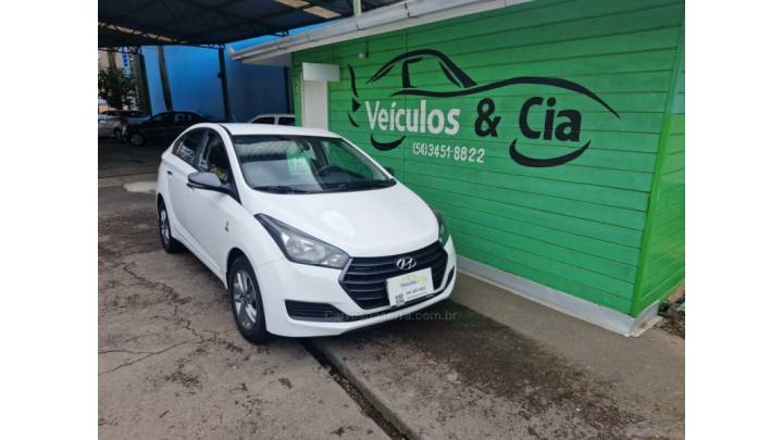 HYUNDAI - HB20S - 2018/2019 - Branca - R$ 75.500,00