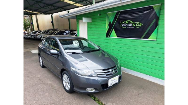 HONDA - CITY - 2010/2010 - Cinza - R$ 46.900,00