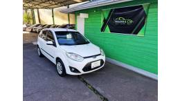 FORD - FIESTA - 2013/2014 - Branca - R$ 33.900,00