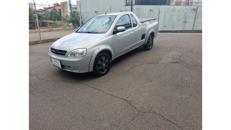 CHEVROLET - MONTANA - 2004/2004 - Prata - R$ 34.800,00