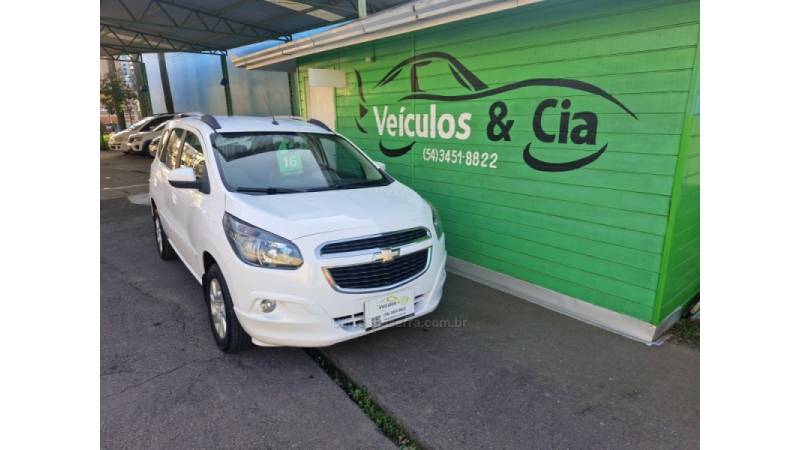 CHEVROLET - SPIN - 2015/2016 - Branca - R$ 60.000,00