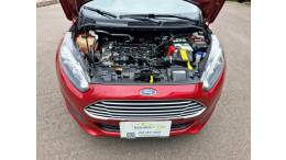 FORD - FIESTA - 2017/2017 - Vermelha - R$ 54.800,00