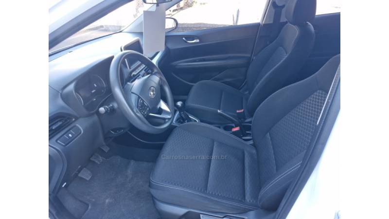 HYUNDAI - HB20 - 2020/2021 - Branca - R$ 67.800,00