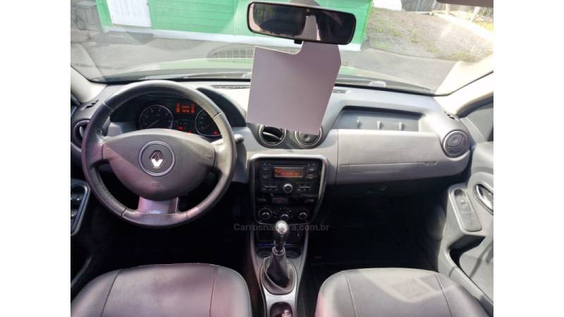 RENAULT - DUSTER - 2013/2014 - Verde - R$ 61.000,00