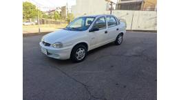 CHEVROLET - CLASSIC - 2004/2005 - Branca - R$ 18.800,00