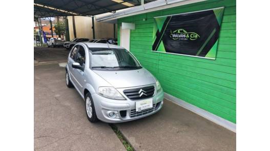 CITROËN - C3 - 2010/2011 - Prata - R$ 30.000,00